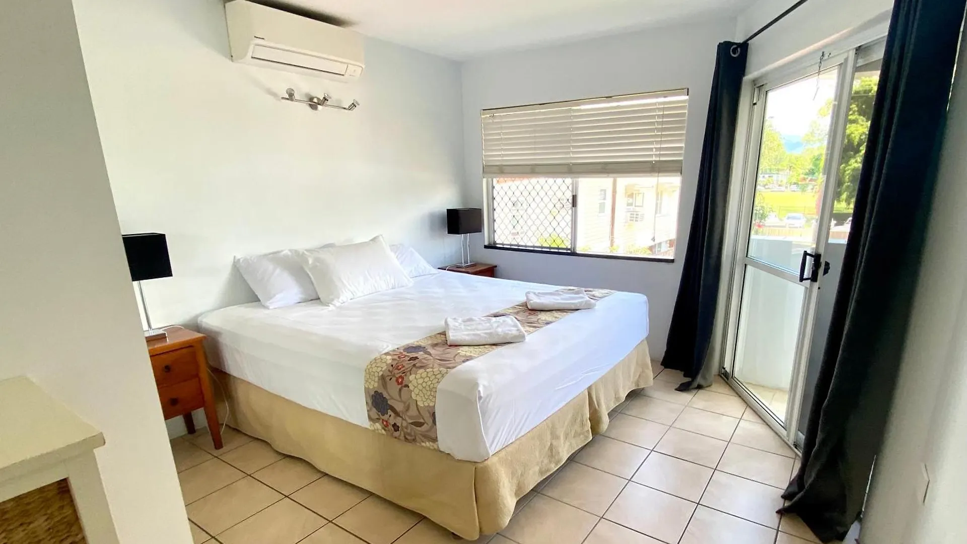 Reef Gateway Apartments Cairns 4*,