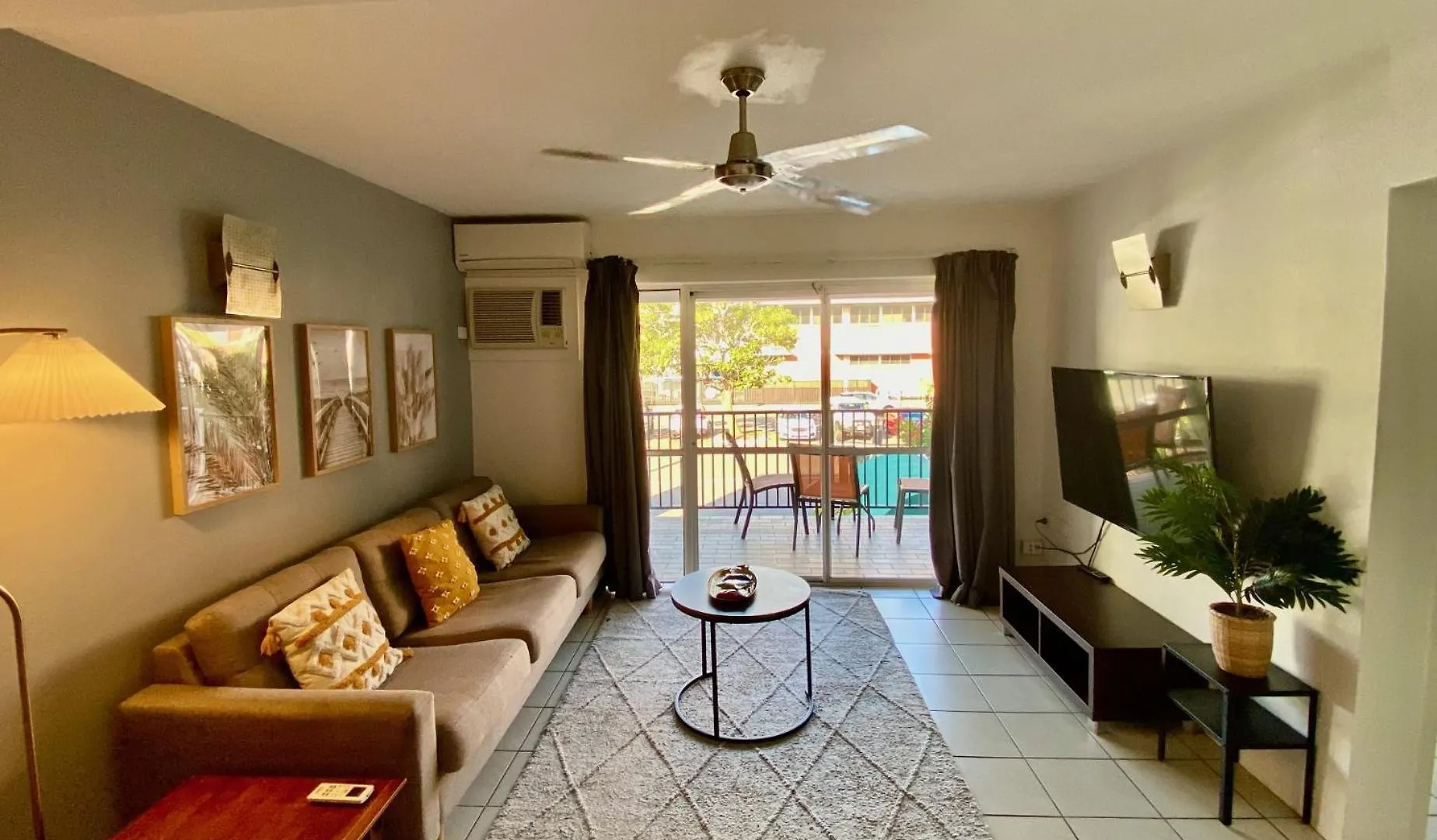 Reef Gateway Apartments Cairns 4*,