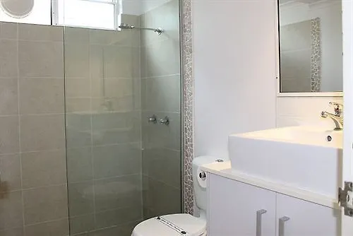 Reef Gateway Apartments Cairns Aparthotel