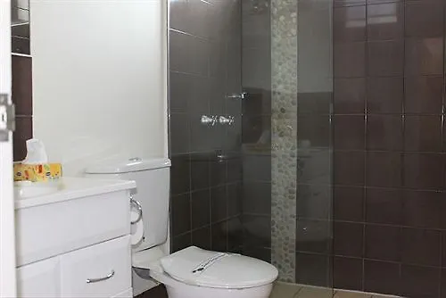 Reef Gateway Apartments Кэрнс 4*,  Австралия